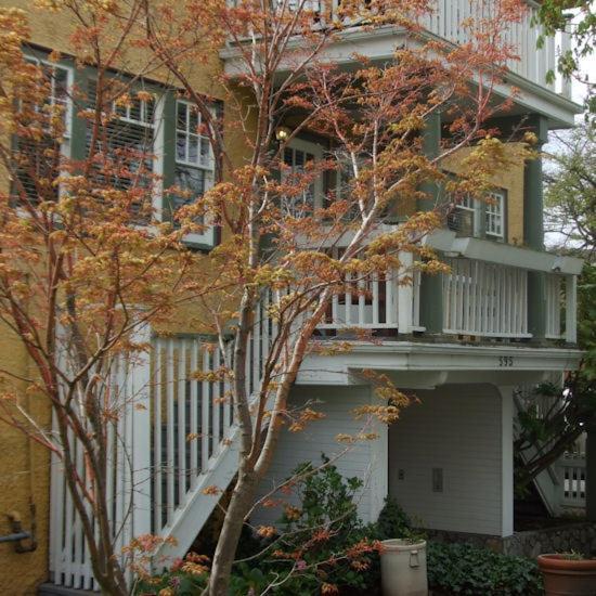 Rosewood Inn Victoria Esterno foto