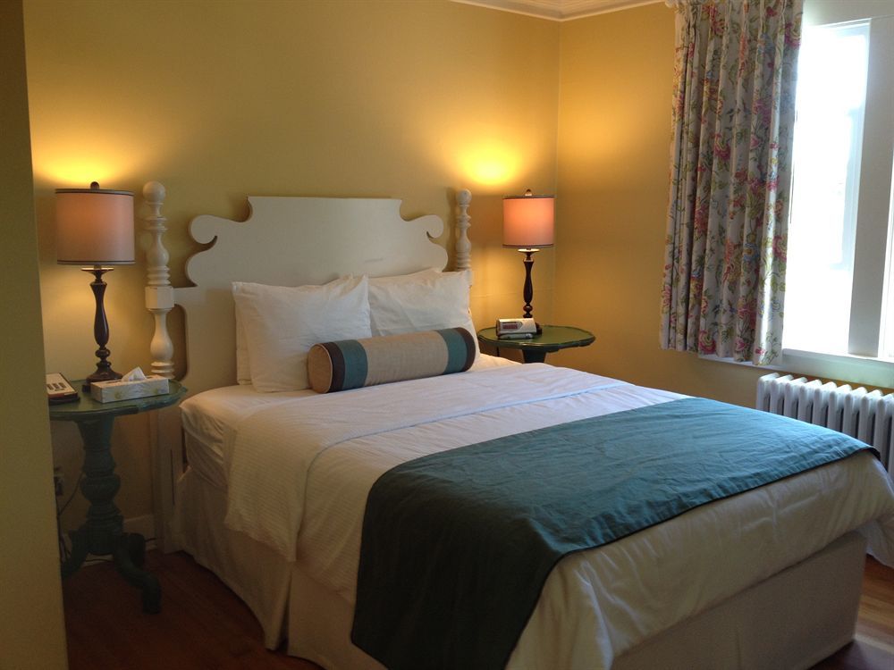 Rosewood Inn Victoria Esterno foto